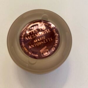 Charlotte Tilbury Eyes to Mesmerize Single Eyeshadow Pot-Marie Antoinette
